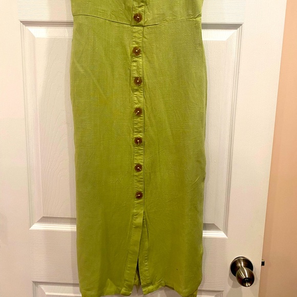 Small green maxi button up dress from Lulus. - Picture 3 of 7